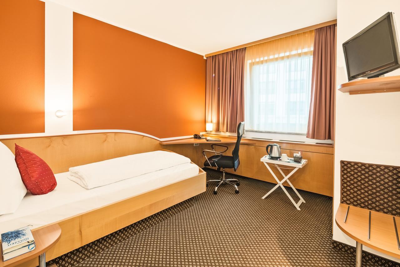 L'Escala Hotell Dreieich Exteriör bild